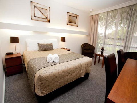 Connells Motel & Serviced Apartments - Accommodation Adelaide 2
