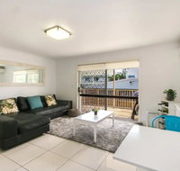 Contemporary 2 Bedroom Beachfront Apartment - Accommodation Adelaide