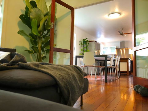 Cool Green Queenslander - Noosaville - Accommodation Adelaide 0