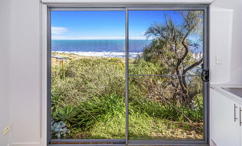 Coorumbene - 8 Scenic Way - Accommodation Adelaide 1