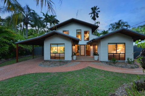 Coral Gardens Port Douglas - Accommodation Adelaide 0