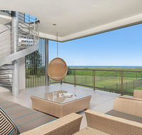 Costa del Sol - WiFi and Austar - Accommodation Adelaide