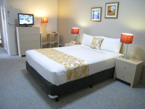 Country Lodge Motor Inn - Accommodation Adelaide 3