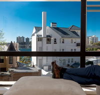 Couple's Gateway in Sunny Elizabeth Bay - Accommodation Adelaide