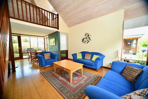 Cowrie Chalet - Accommodation Adelaide 2