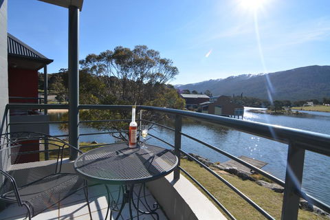 Crackenback 27 - Accommodation Adelaide 2