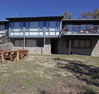 Creel Lodge - Accommodation Adelaide