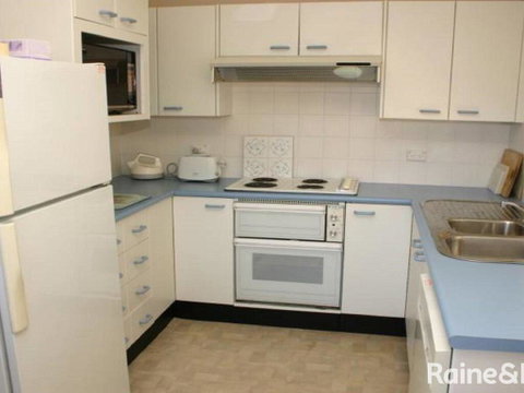 Cumbernauld #9 - 9/12 Terrigal Esp - Accommodation Adelaide 2