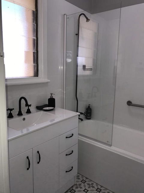 Cute And Cosy II - Events, Workers, Getaways. - Accommodation Adelaide 3
