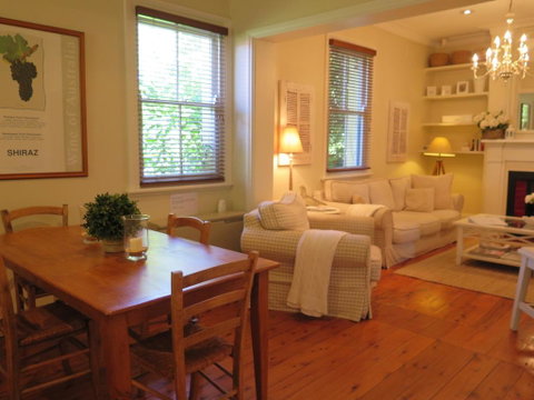Dalton Cottage - Accommodation Adelaide 2