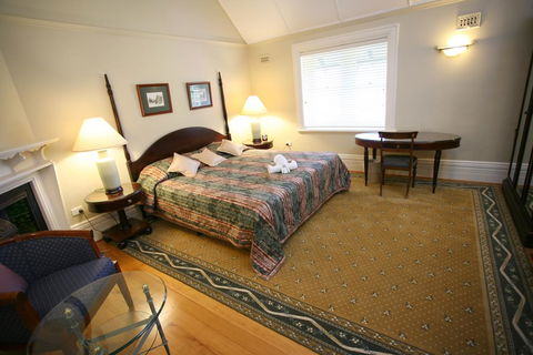 Darcy's Hotel - Accommodation Adelaide 3