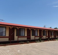 Daydream Motel and Apartments - Accommodation Adelaide