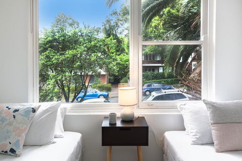 DENHAM DAZE (I677) -L'Abode - Accommodation Adelaide 0