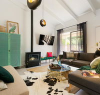 Designer Town Villa - Accommodation Adelaide