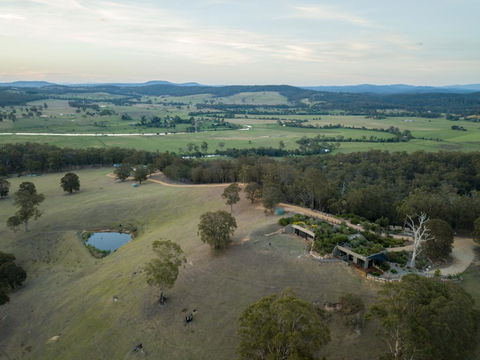 Down To Earth Farm Retreat - Accommodation Adelaide 0