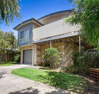 DRIFTWOOD VILLA - free wifi walk to beach - Accommodation Adelaide
