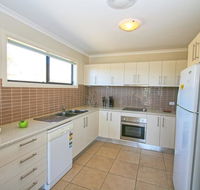 Eclipse 13/10 Nettin Circuit - Accommodation Adelaide
