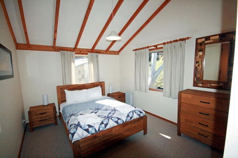 Edzell - Stunning Waterfront Home - Accommodation Adelaide 2