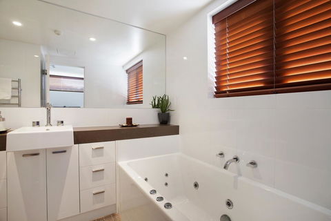 Elevation Apartments - Accommodation Adelaide 3