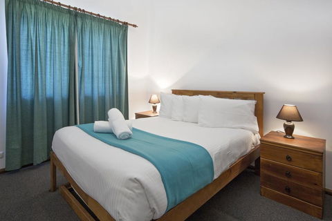 Eliza Lee 3 - Comfortable For The Budget Savvy - Accommodation Adelaide 3
