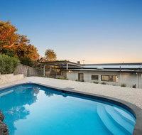 Ellerina Sea Vista Luxury Family Retreat with sauna pool amazing water views walk to beach - Accommodation Adelaide
