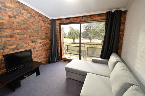 Ellswood 11 - Accommodation Adelaide 1