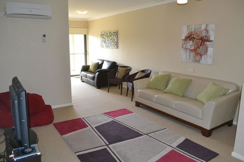 ELSINOR Townhouse 8 Mulwala - Accommodation Adelaide 3