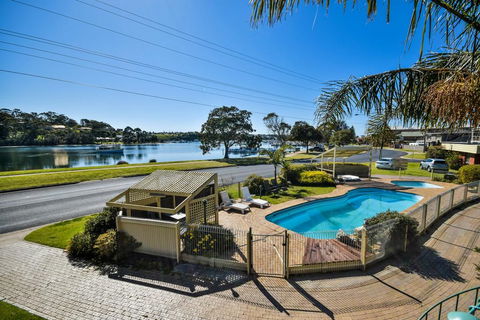 Emmanuel Holiday Apartment - Accommodation Adelaide 0