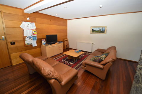Eremo Lodge 2 - Accommodation Adelaide 3