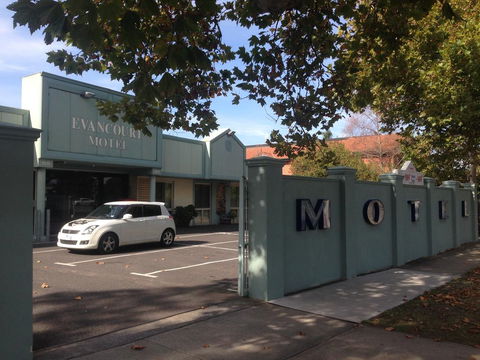 Evancourt Motel - Accommodation Adelaide 0