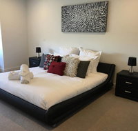 Executive Mansion Spring Racing Melbourne Cup - Accommodation Adelaide