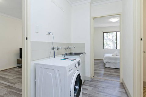 Fabulous Location Near Perth Zoo With Free Parking - Accommodation Adelaide 2