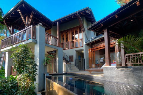 Far Pavilions Luxury Villa 2 - Accommodation Adelaide 0