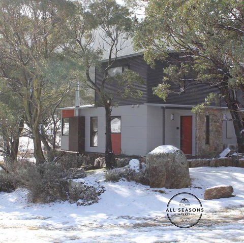 Faraya Chalet - Accommodation Adelaide 0