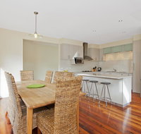 Felicity - Accommodation Adelaide