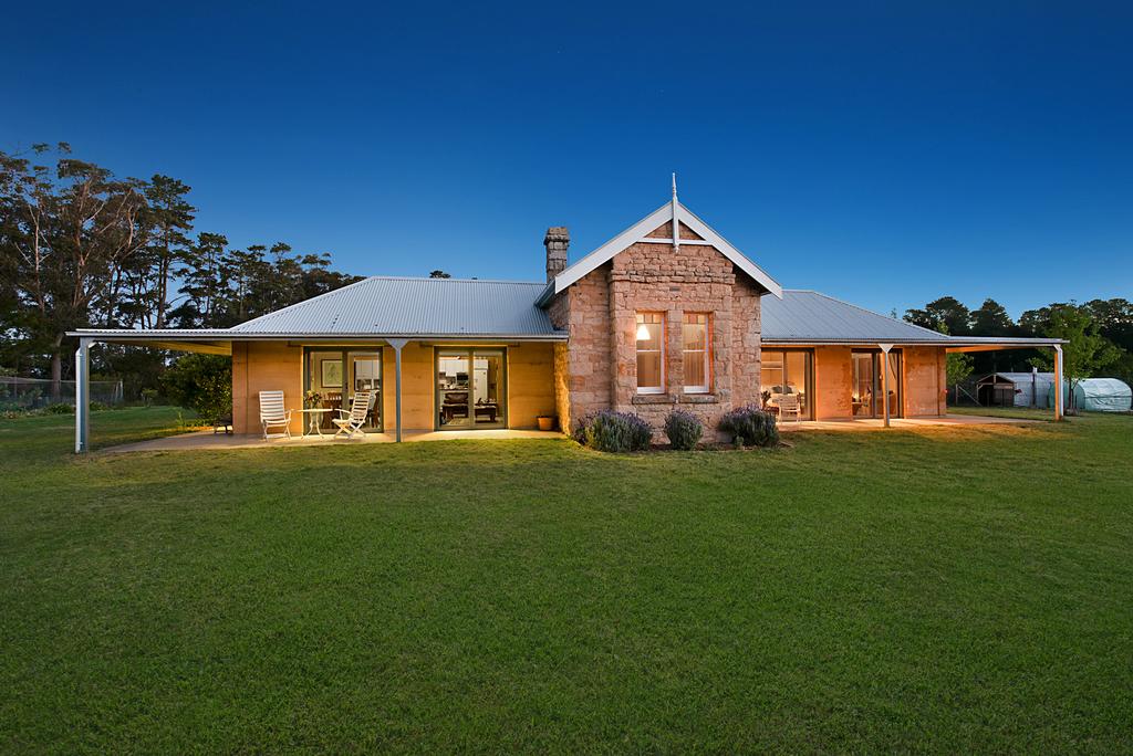 Beacon ACT Accommodation Adelaide