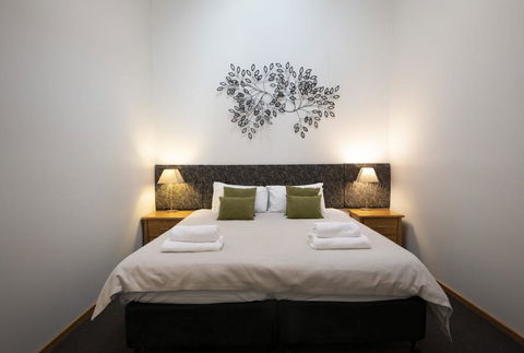 Four Mile Hut - Accommodation Adelaide 0