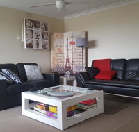 Gateway to the Surf Coast and Geelong - Accommodation Adelaide