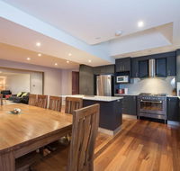 Gippsland Twelve-Spacious and Central with off street parking - Accommodation Adelaide