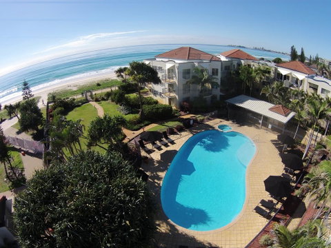 Golden Riviera Absolute Beachfront Resort - Accommodation Adelaide 0