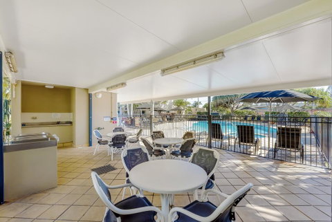 Golden Riviera Absolute Beachfront Resort - Accommodation Adelaide 1