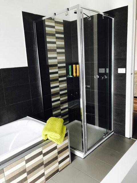 Gone Skiing - Accommodation Adelaide 3