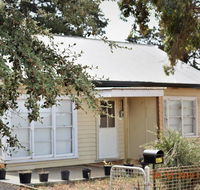 Happy cozy house for holidays Beach BBQ Pet friendly 35kms from CBD in country life style  - Accommodation Adelaide