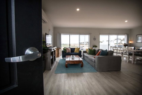 Happy Hours - Accommodation Adelaide 2