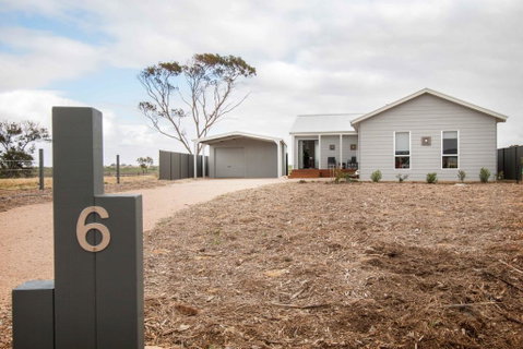 Happy Hours - Accommodation Adelaide 0