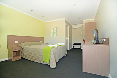 Heritage Hotel - Accommodation Adelaide 1