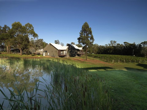 Hermitage Lodge - Accommodation Adelaide 0