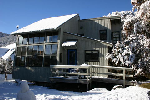 High Plains - Accommodation Adelaide 0