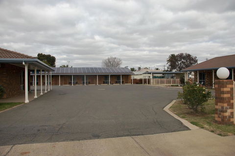 Highway Inn Motel - Accommodation Adelaide 2