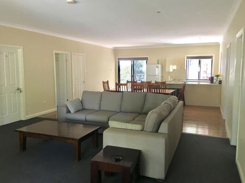 Hillview Farmstay - Accommodation Adelaide 1